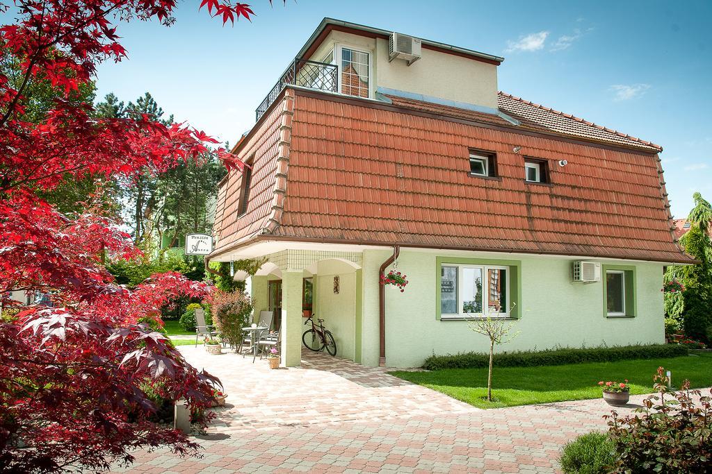 Penzion Astra Piest'any Exteriér fotografie